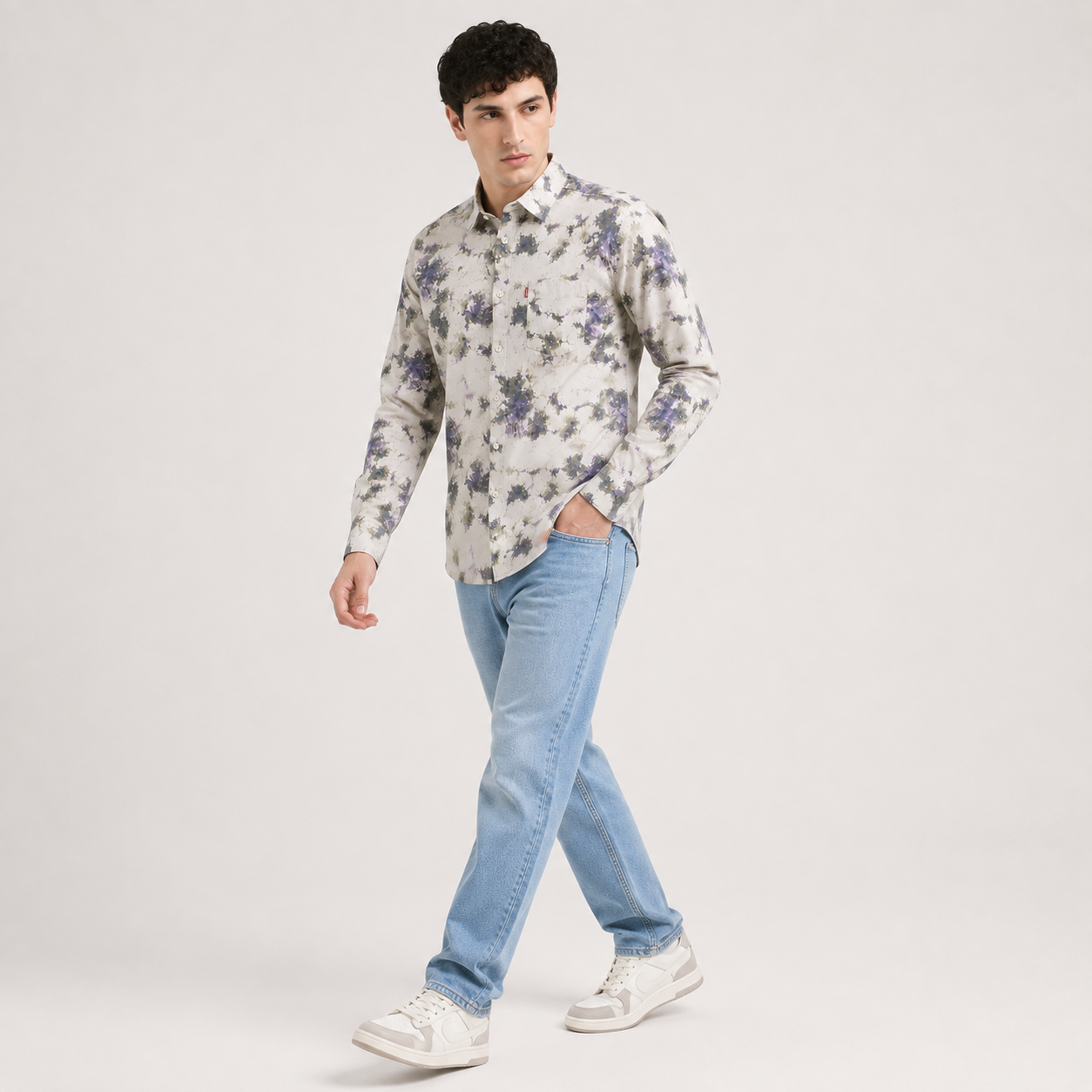 Abstract Printed Casual Shirt for Men - Image 5